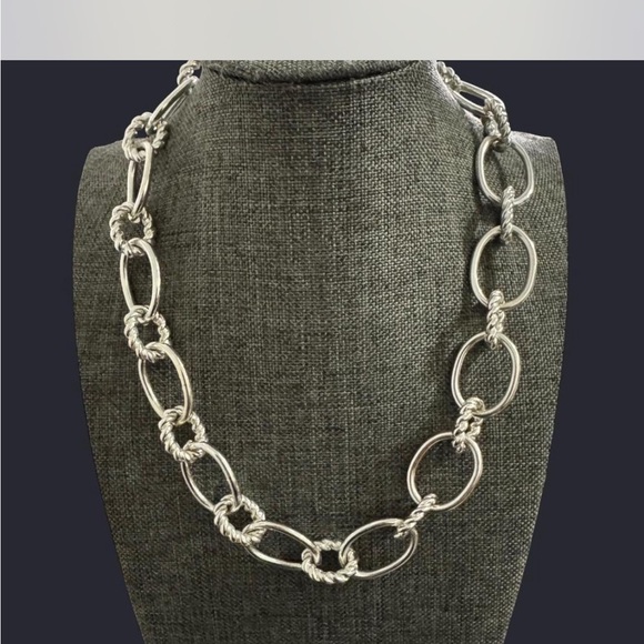 Chaps Jewelry - Chaps Silver Oval Link Necklace